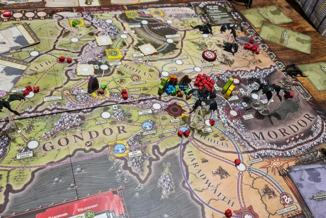 Egy játék mind felett: kipróbáltuk az eddigi legjobb társasjáték-adaptációt Tolkien világából