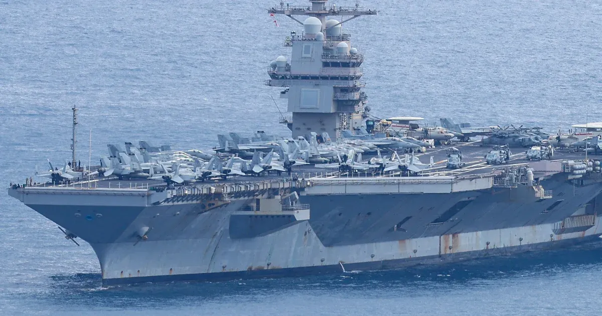 Tűz ütött ki az USS Gerald R. Ford repülőgép-hordozón, súlyos károkat okozva Tűz ütött ki az USS Gerald R. Ford repülőgép-hordozón, súlyos károkat okozva