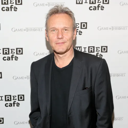 Meghalt Anthony Head, a Buffy, a vámpírok réme sztárja