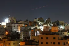 Izrael azonnal válaszolt az iráni légicsapásokra, rakétákat lőttek ki több iráni városnál célpontok ellen
