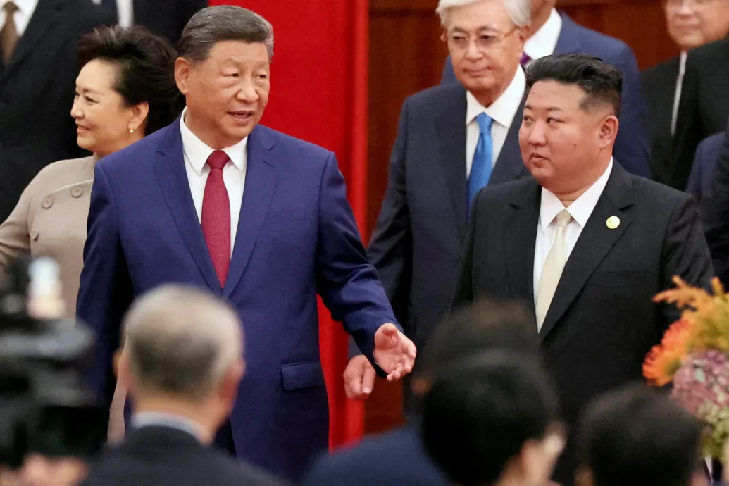 Észak-Koreába látogatott Hszi Csin-ping kínai elnök