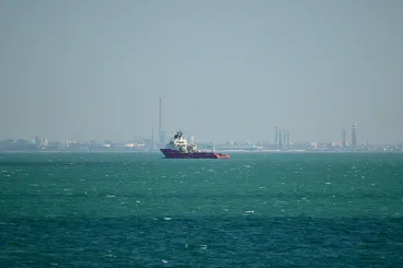 A Konstancán felrobbant ukrán drón az orosz árnyékflotta egyik tankerjét követhette