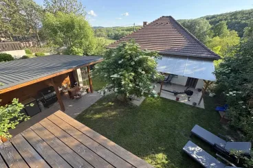 Nem csak az ingázásról szól: 3 különleges otthon, ahol az élettér átnyúlik a határon