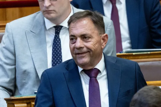 Pócs János az egész dinnyetermését felajánlja a kormánynak, ha bebizonyítják: vendégmunkások dolgoznak a földjeiken
