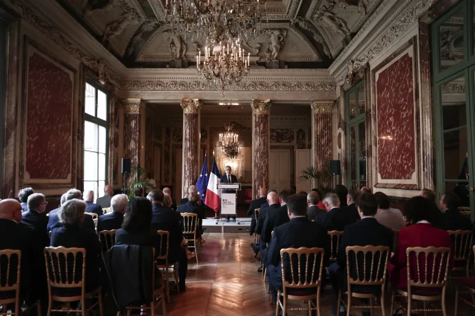 Gérald Darmanin francia igazságügyi miniszter a francia főügyészekkel az ügyben tartott munkamegbeszélésen 2026. június 8-án – Fotó: Behrouz Mehri / AFP