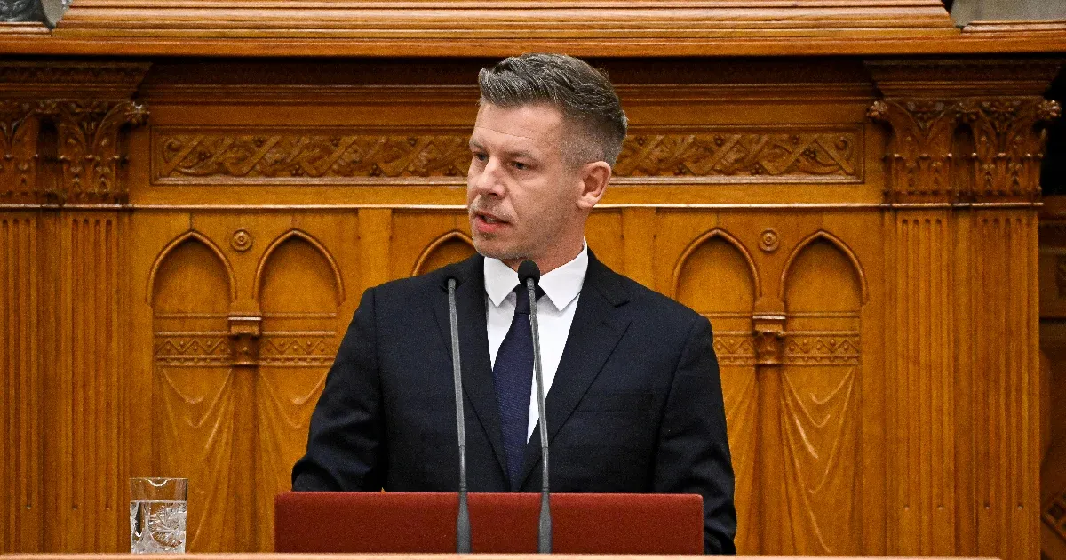 Magyar Péter friss vagyonnyilatkozata: csökkenő megtakarítások és új törvénycsomag vár a közéleti szereplőkre Magyar Péter friss vagyonnyilatkozata: csökkenő megtakarítások és új törvénycsomag vár a közéleti szereplőkre