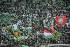 Milliárdokat spórolhat a közmédia a magyar foci közvetítési jogain
