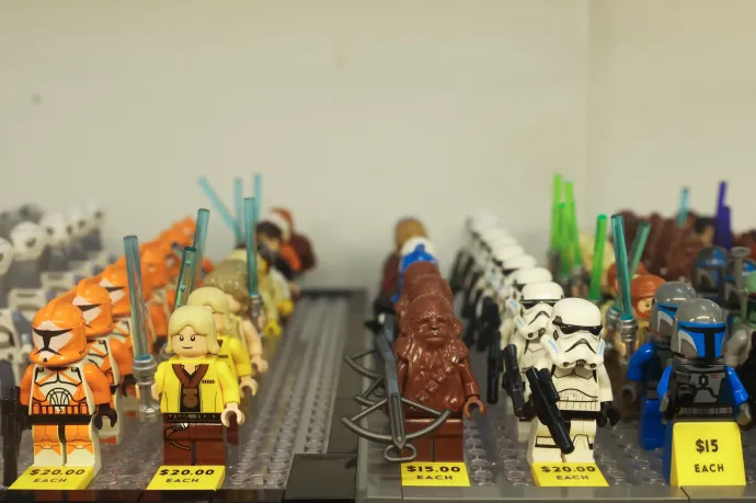 Egy idős férfi vagyonokat érő Lego-gyűjteménye, egy mindenre elszánt youtuber és a véget nem érő PR-katasztrófa