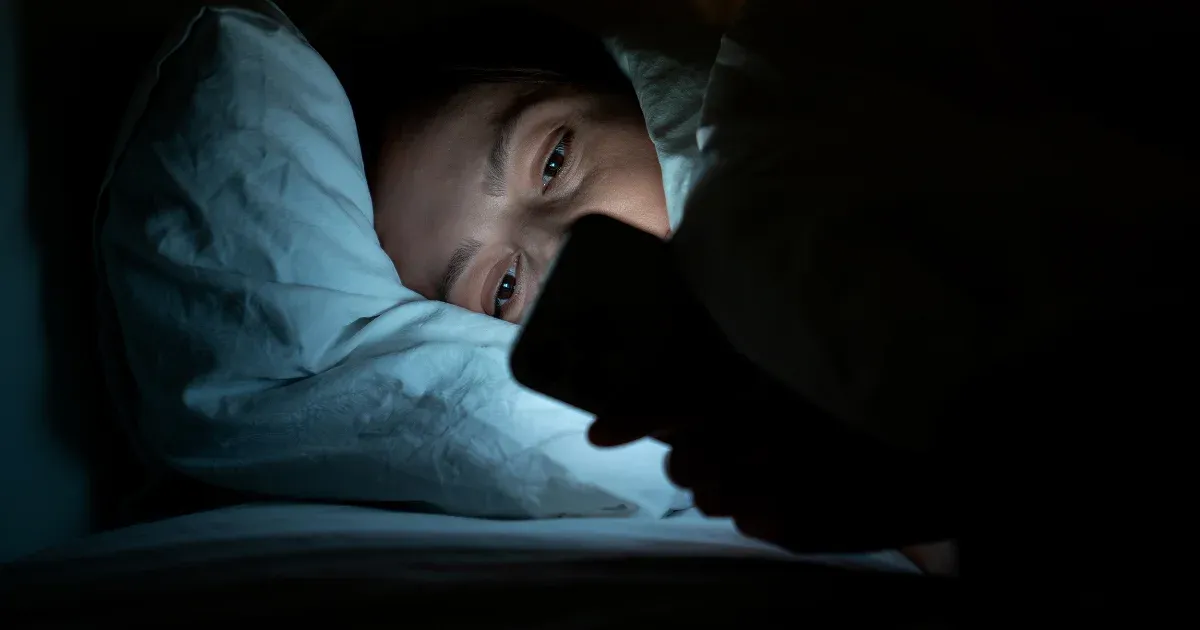 Képernyőfüggőség és a digitális detox kihívásai: Az agyunk védelme érdekében Képernyőfüggőség és a digitális detox kihívásai: Az agyunk védelme érdekében