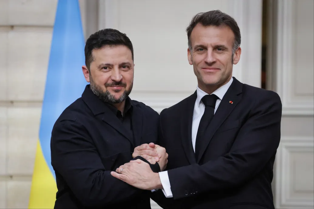 Macron meghívta Zelenszkijt a franciaországi G7-csúcsra