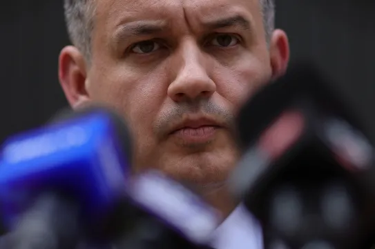 Hiába van minden tárcánál miniszterjelölt, Eugen Tomac kormányának egyre fogynak az esélyei a beiktatásra