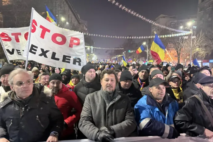 A szélsőségesség elleni törvény visszavonását kérő óriásplakátok miatt indított eljárást a rendőrség