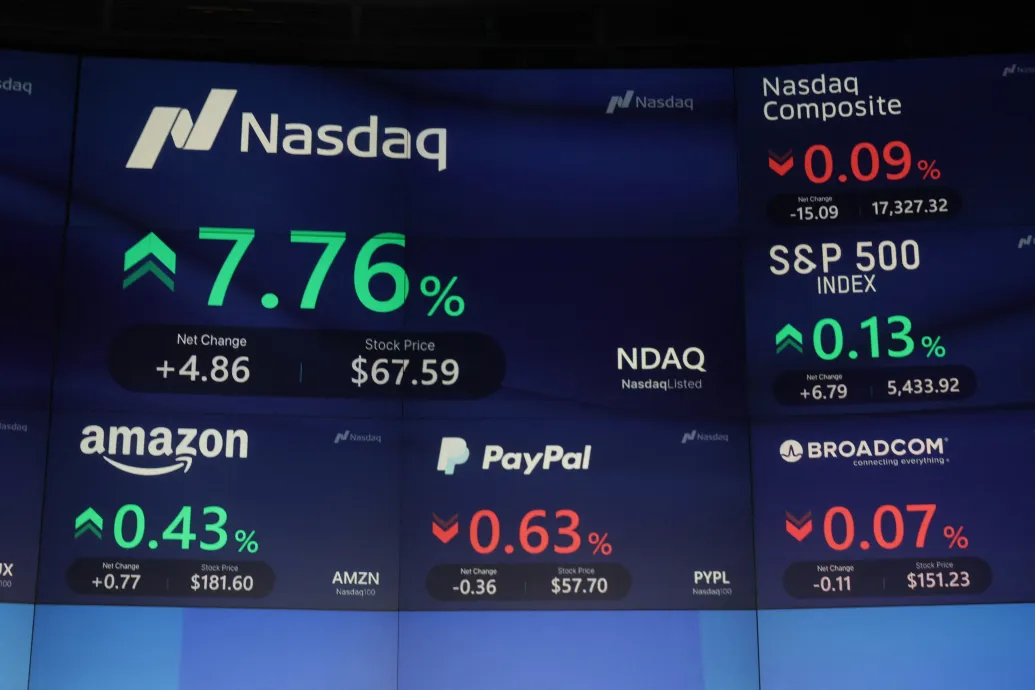 Irgalmatlan mennyiségű pénz áramlik a Vanguard amerikai ETF-jeibe