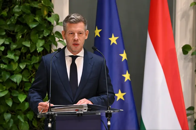 Rendkívüli sajtótájékoztatón mutatta be Magyar Péter az Orbán-kormány titkos terveit a vitnyédi migránstáborról