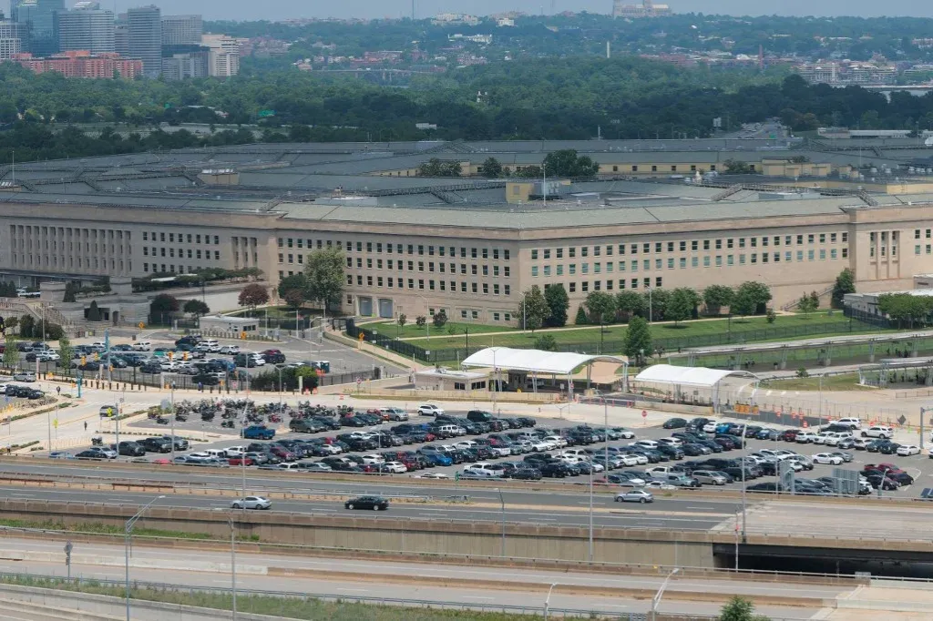 Budapesti UFO-észlelésről írnak egy CIA-nál tett bejelentésben, Moszkva is felbukkan benne