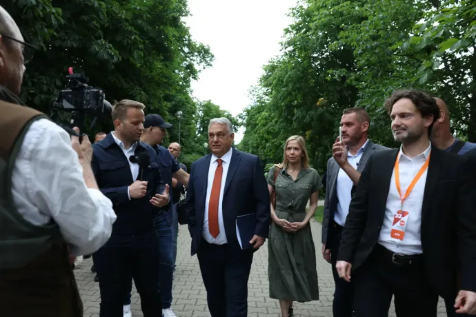 Orbán Viktor marad a Fidesz elnöke, csak nyolcan nem szavaztak rá