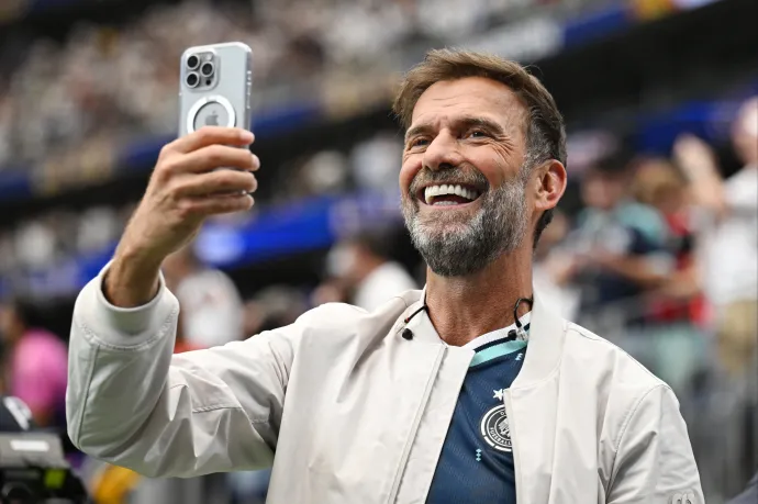 Jürgen Klopp nem nyilatkozott a világbajnokság ivószüneteiről