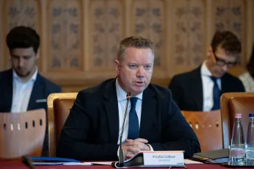Pósfai Gábor: Magyarország elutasítja a migrációs paktum jelenlegi formáját