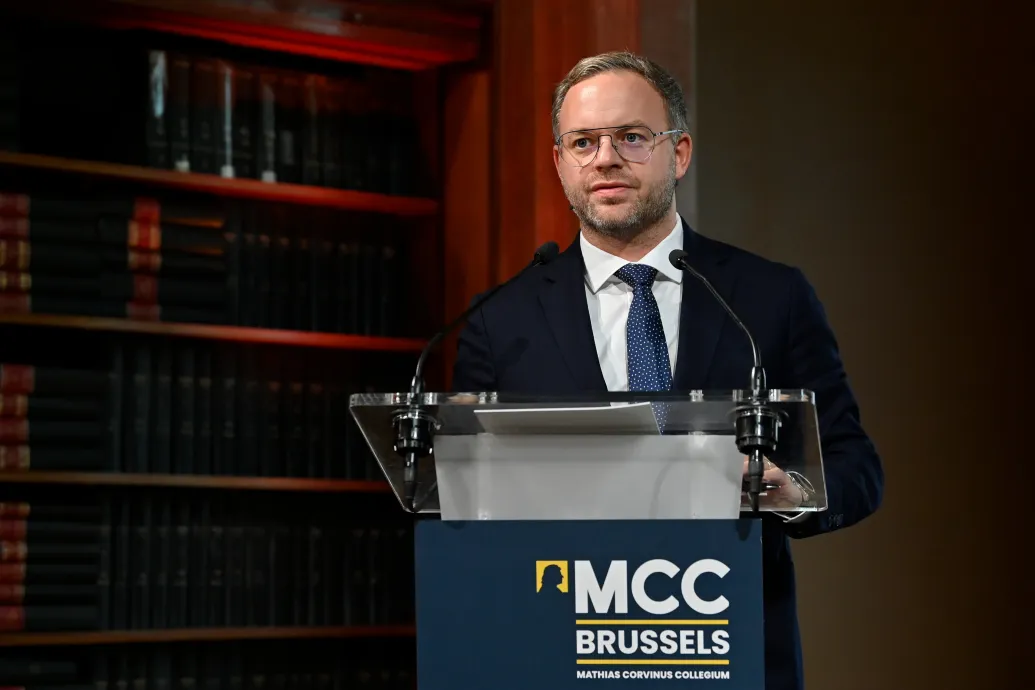 Átláthatatlan finanszírozása, nem lobbizhat ezentúl az EU-s intézményeknél a brüsszeli MCC