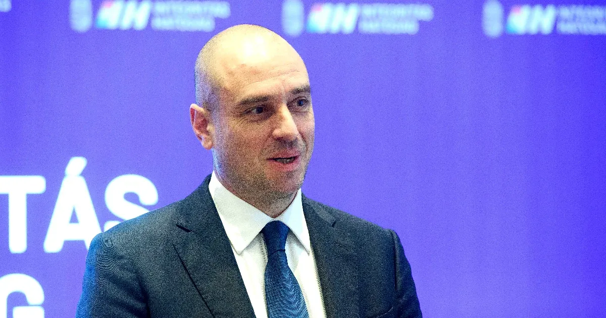 Biró Ferenc Pál a bíróságban védi az Integritás Hatóságot és hivatali visszaélés vádjától tartozik