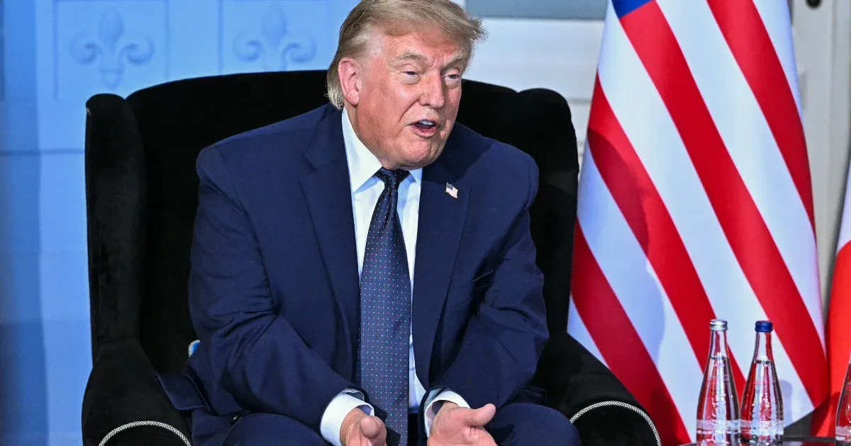 „Kritikus szintre csökkent az amerikai lőszerraktárkészlet, Trump új irányelvek mellett lép fel” „Kritikus szintre csökkent az amerikai lőszerraktárkészlet, Trump új irányelvek mellett lép fel”