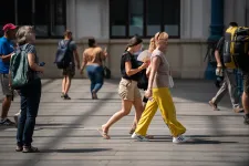 Viharos szél és jégeső kíséri a napsütést, 25–30 fok lesz