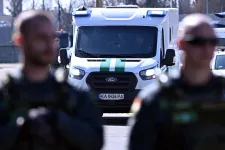 Magyar Péter: Az „aranykonvoj” ügyben azonnali belső vizsgálatot rendeltünk el a NAV-nál, a TEK-nél és az érintett szolgálatoknál