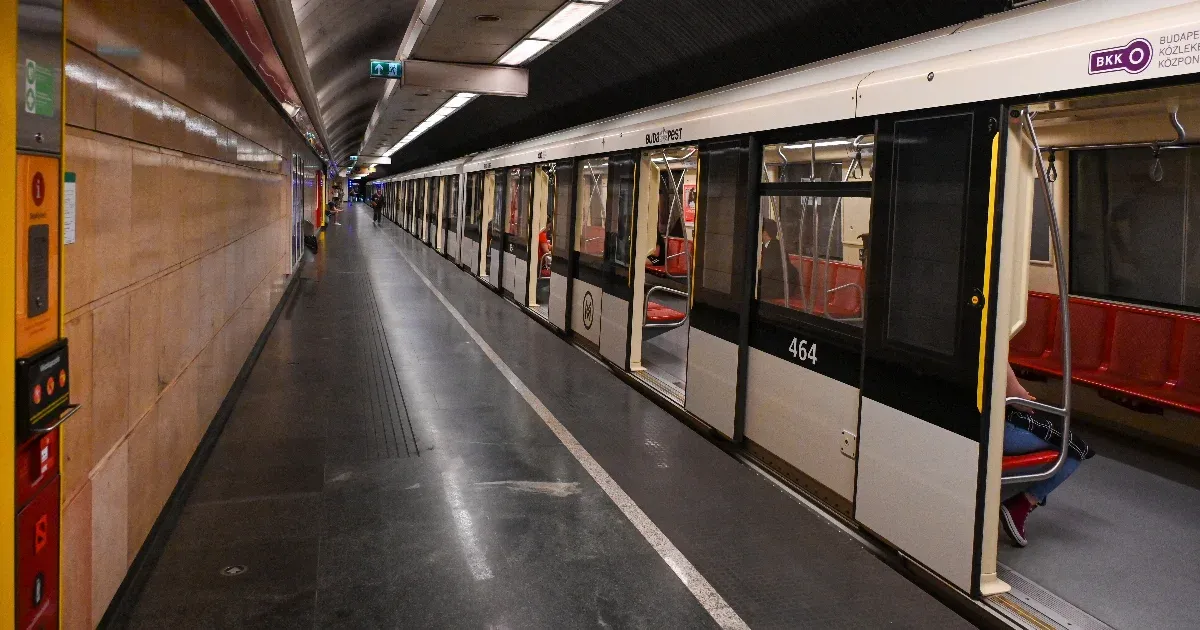 Schwarzenegger forgatása miatt hétvégén nem jár a 2-es metró.