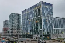 Nyolcmillió forint Pék lakásán a széfben, tizenöt millió a Mol-torony melletti irodában – így mentek a gyanú szerint a közétkeztetési kenőpénzek