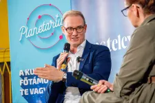 Lakner Zoltán: A határon túli magyar szervezeteknek el kell végezniük a gyászmunkát a Fidesz veresége után