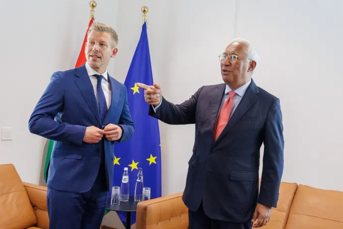 António Costa, az Európai Tanács elnöke fogadja Magyar Pétert az Európai Tanács brüszeli épületében 2026. április 29-én – Fotó: Olivier Matthys / EPA / MTI