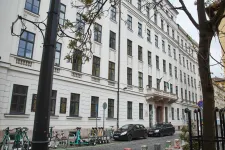 Hiába hivatkozott a Pázmány a katolikus szellemiség védelmére, jogerősen is pert nyert az oktató, akit egy LMBTQ-témájú írása után rúgtak ki