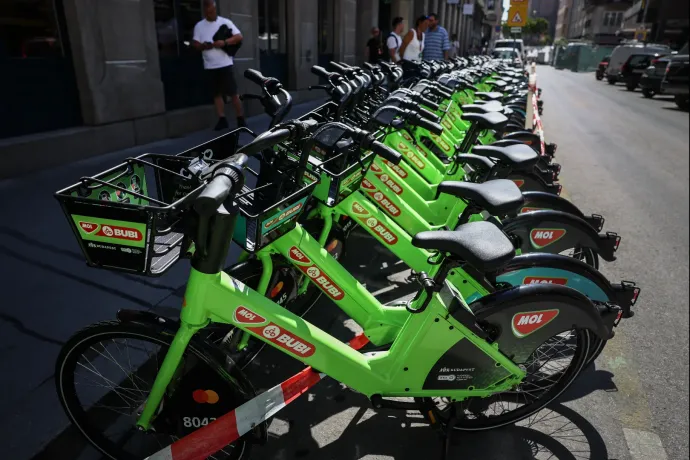 Havi 3500 forint lesz az elektromos közbicikli Budapesten, leteszteltük az e-Bubit