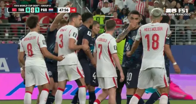 Miguel Almirón szájeltakarása – Forrás: Fox