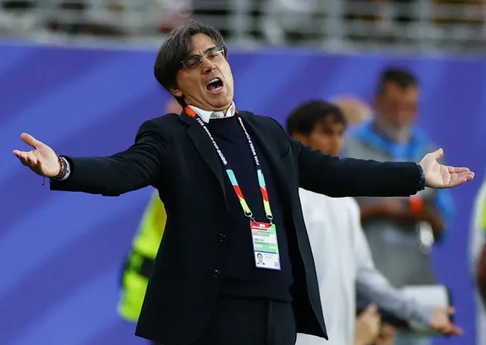 Vincenzo Montella, a török futballválogatott szövetségi kapitánya csapata Paraguay elleni mérkőzésén – Fotó: Carlos Barria / Reuters
