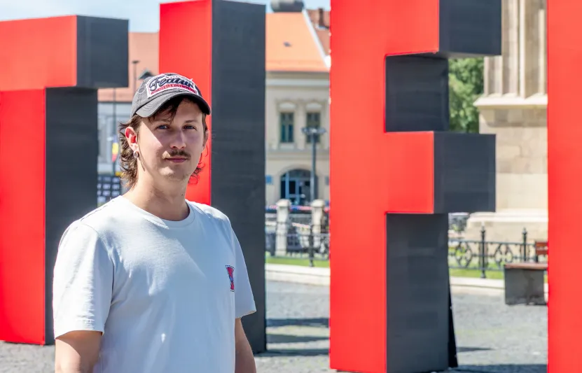Az átláthatóság teljes hiányában kell az erdélyi oldalvonalról filmet gyártani Lukács Gergely szerint