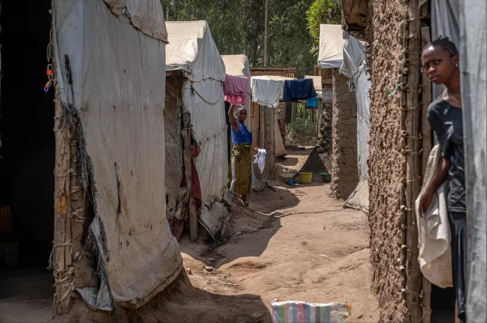 Észrevétlenül terjedhet az ebola a kongói menekülttáborokban