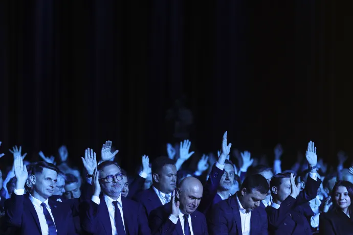 Ilie Bolojan és a liberálisok a rendkívüli kongresszuson a "lázadók" kizárásról és a PSD-ről is döntenek – Fotó: Octav Ganea / INQUAM Photos