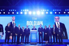 A román liberálisok elnököt választottak, majd kizárással fenyegették meg az államfő által kijelölt miniszterelnököt
