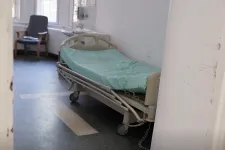 Kétségbeejtő állapotokat mutat be a János Kórház pszichiátriai osztályán a 24.hu riportja