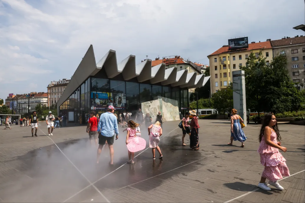 Felhőszakadás és jégeső is jöhet a kánikula mellé hétfőn