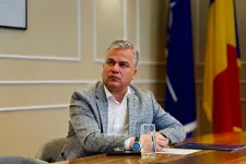 Veștea benyújtotta a kormánylistát a parlamentnek, a PNL máris elhatárolódott a kabinetjétől