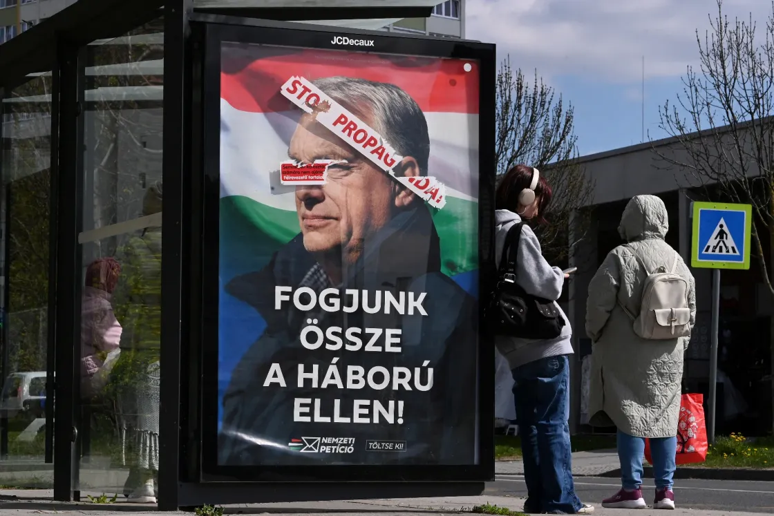 NER-es és külföldi cégek nyerhetnek az óriásplakátok fővárosi eltüntetésén