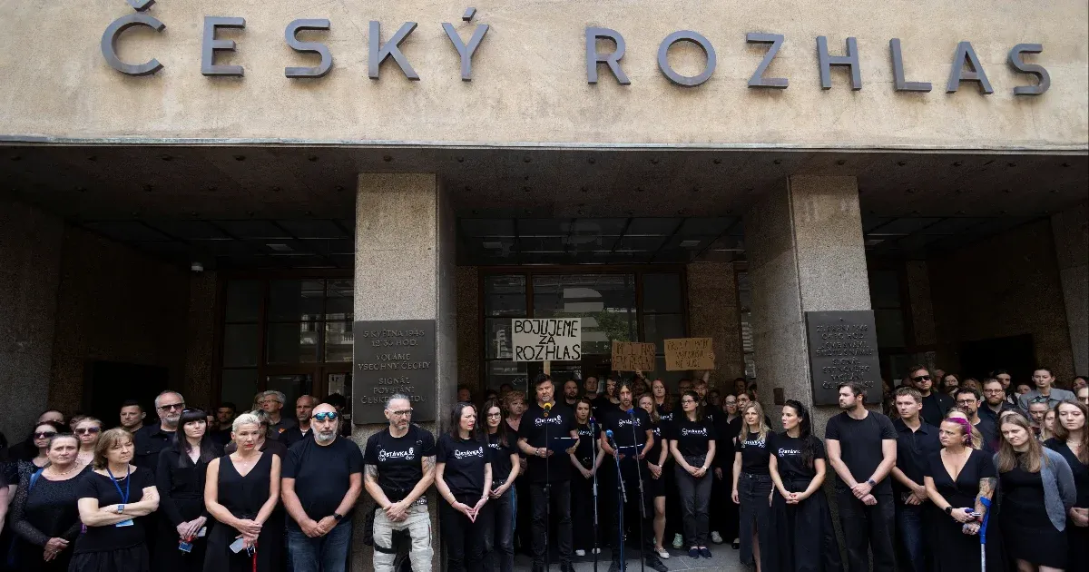 24 órás sztrájkot tart a cseh közmédia több ezer dolgozója a kormány tervei miatt