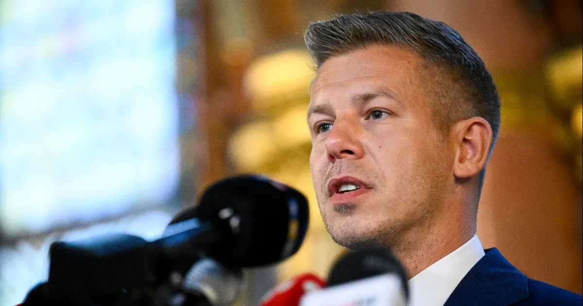 Tisztítótűz: Új Alaptörvény-módosítási javaslatok és Sulyok Tamás leváltásának előkészületei Tisztítótűz: Új Alaptörvény-módosítási javaslatok és Sulyok Tamás leváltásának előkészületei