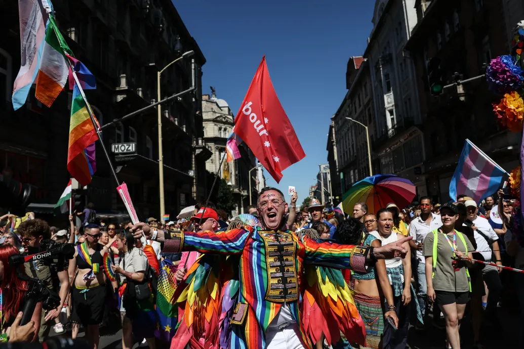 44 nagykövetség és kulturális intézet állt ki a magyarországi Pride mellett