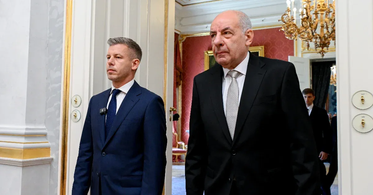 A Sándor-palota reagált az elnök eltávolítására.