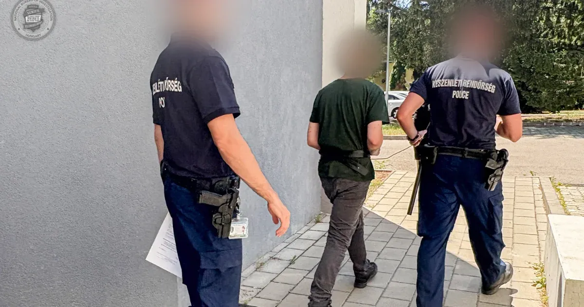 Koponyák, csontok, szív egy befőttes üvegben – ezekre bukkantak a nyomozók egy budapesti beteghordó lakásában