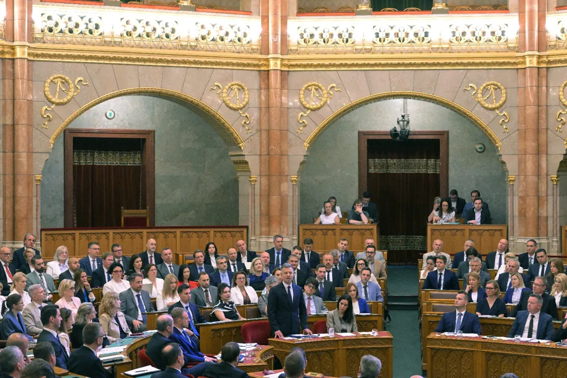 Bóka Jánosnak az alkotmányos puccs, a csengőfrász és Rákosi Mátyás jut eszébe a Tisza kormányzásáról
