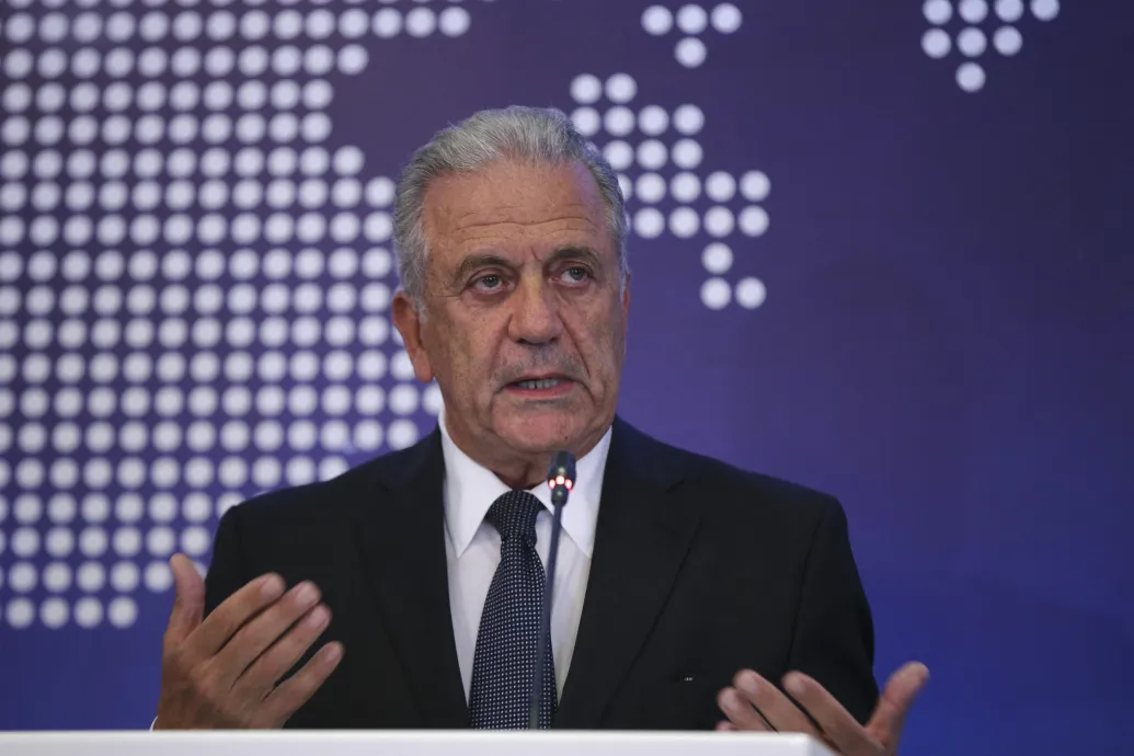Uniós körözést adtak ki egy volt EU-biztos ellen